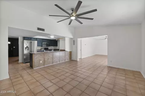 4401 E Arapahoe St, Phoenix, AZ 85044 photo 9