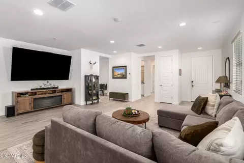 2659 S Barks Canyon Trl, Apache Junction, AZ 85119 photo 8