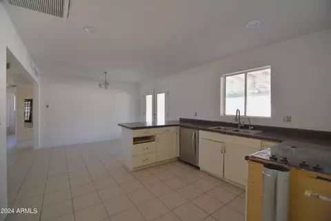 7752 E Akron St, Mesa, AZ 85207 photo 9