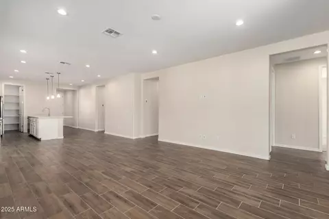 17841 W Blue Sky Dr, Surprise, AZ 85387 photo 9