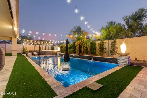 6827 E Ivyglen St, Mesa, AZ 85207