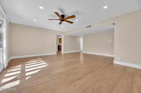 1202 E Palo Verde Dr, Phoenix, AZ 85014 photo 5