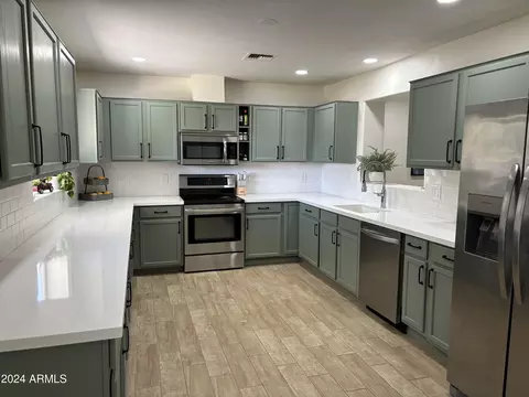 1875 W Ray Ln, Apache Junction, AZ 85120 photo 4
