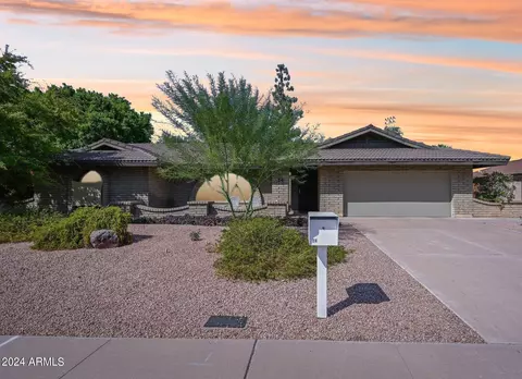 24 E Concorda Dr, Tempe, AZ 85282 photo 4