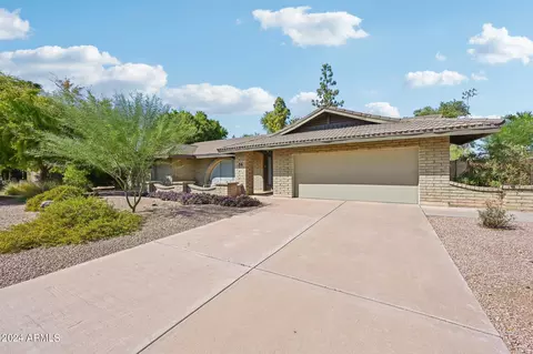 24 E Concorda Dr, Tempe, AZ 85282 photo 2