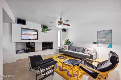 24 E Concorda Dr, Tempe, AZ 85282 photo 9