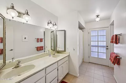 24 E Concorda Dr, Tempe, AZ 85282 photo 23