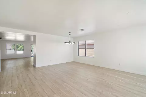 1206 E Beth Dr, Phoenix, AZ 85042 photo 7