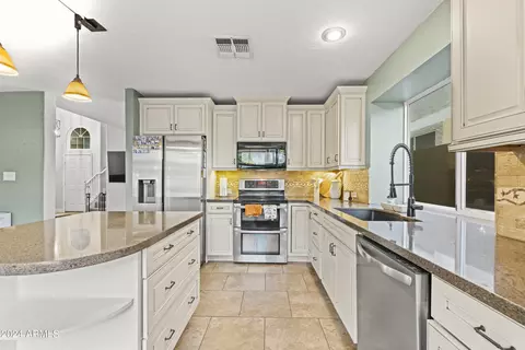 406 E Glenhaven Dr, Phoenix, AZ 85048 photo 6