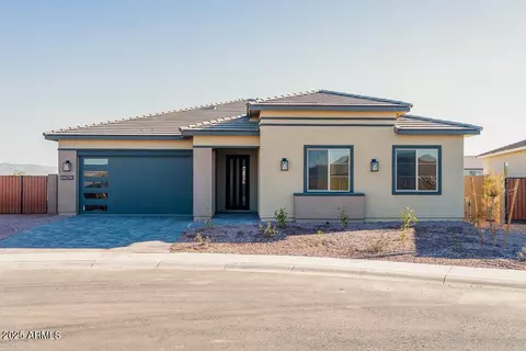 32663 N Aris Dr, San Tan Valley, AZ 85143