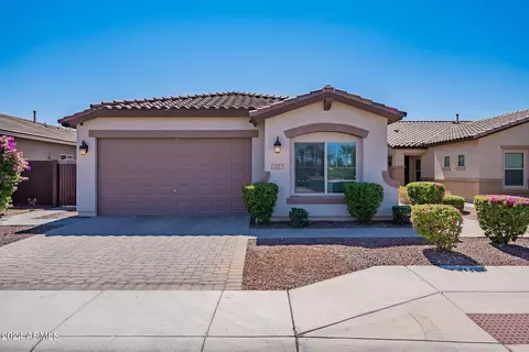 631 W Mangrove Rd, San Tan Valley, AZ 85140