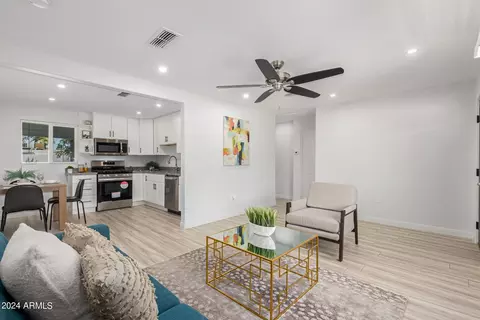 2054 E Lemon St, Tempe, AZ 85281 photo 12