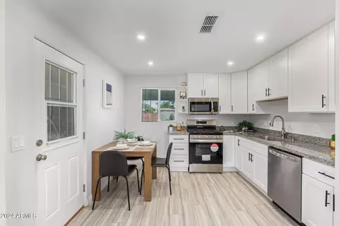 2054 E Lemon St, Tempe, AZ 85281 photo 14