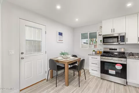 2054 E Lemon St, Tempe, AZ 85281 photo 17