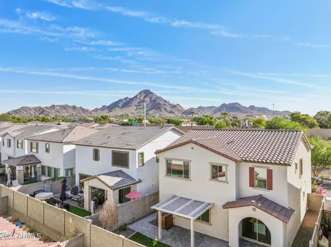 Exterior - 6412 N 17th Pl, Phoenix, AZ 85016 photo 3 of 4
