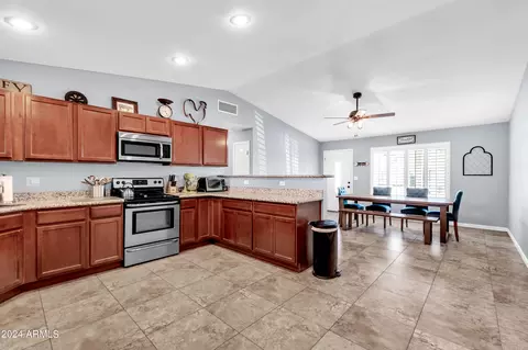 3308 E Saint John Rd, Phoenix, AZ 85032 photo 8