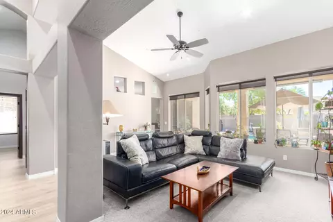 3113 E Indigo Bay Dr, Gilbert, AZ 85234 photo 6