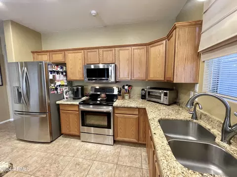 2118 W Carson Rd, Phoenix, AZ 85041 photo 15