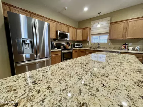 2118 W Carson Rd, Phoenix, AZ 85041 photo 17