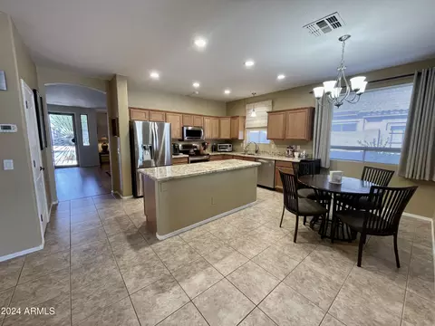 2118 W Carson Rd, Phoenix, AZ 85041 photo 14