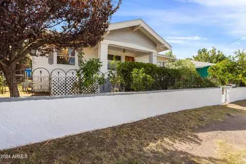 305 15th Ter, Bisbee, AZ 85603 photo 4