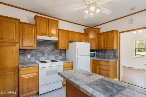 305 15th Ter, Bisbee, AZ 85603 photo 18