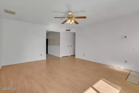2106 E Greenway Dr, Tempe, AZ 85282 photo 5