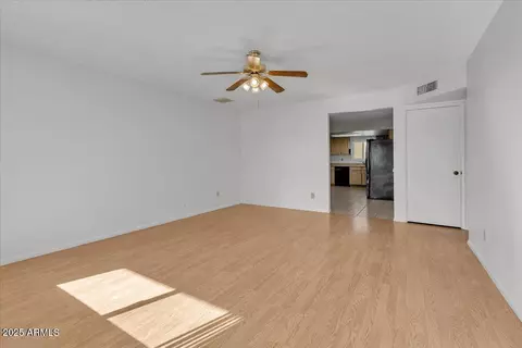 2106 E Greenway Dr, Tempe, AZ 85282 photo 4