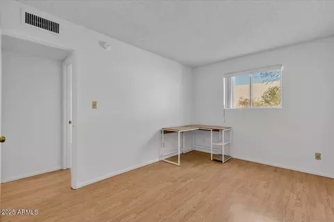 2106 E Greenway Dr, Tempe, AZ 85282 photo 19