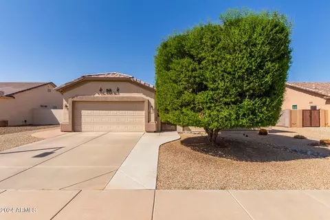 6960 S Senate St, Chandler, AZ 85249