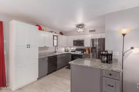 7925 E Flossmoor Ave, Mesa, AZ 85208 photo 10