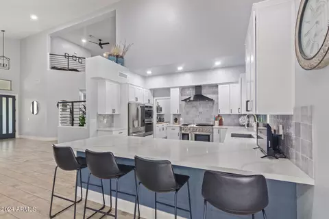 Kitchen - 1755 E Cullumber Ct, Gilbert, AZ 85234 photo 3 of 6