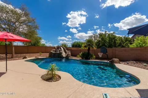 Exterior - 1755 E Cullumber Ct, Gilbert, AZ 85234 photo 9 of 17