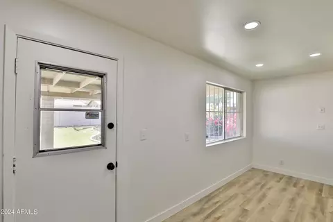 8437 S 6th Ave, Phoenix, AZ 85041 photo 12