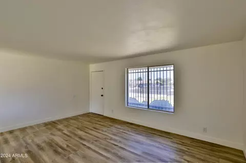 8437 S 6th Ave, Phoenix, AZ 85041 photo 6