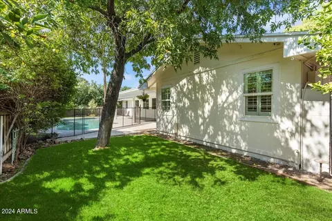 201 E Keim Dr, Phoenix, AZ 85012 photo 24