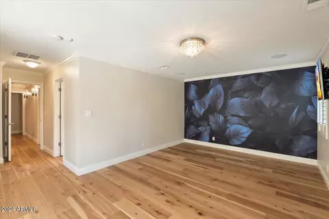 201 E Keim Dr, Phoenix, AZ 85012 photo 12