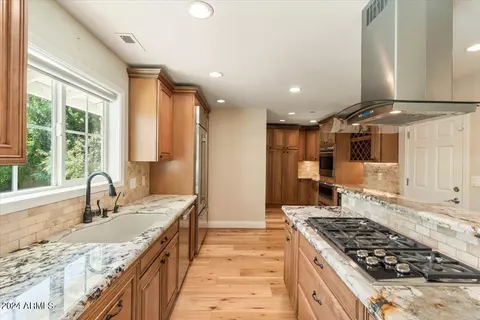 201 E Keim Dr, Phoenix, AZ 85012 photo 6