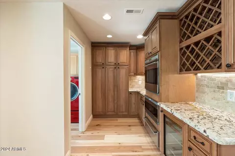 201 E Keim Dr, Phoenix, AZ 85012 photo 9