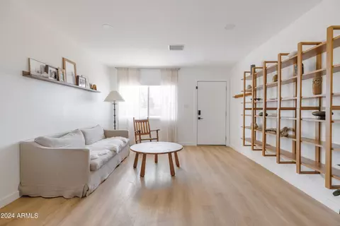 3110 W Caribbean Ln, Phoenix, AZ 85053