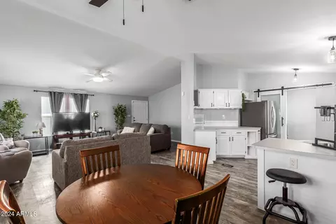 2945 E Sequoia Dr, Phoenix, AZ 85050 photo 15
