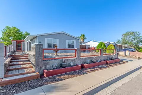2945 E Sequoia Dr, Phoenix, AZ 85050 photo 6