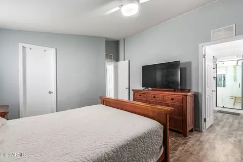 2945 E Sequoia Dr, Phoenix, AZ 85050 photo 23