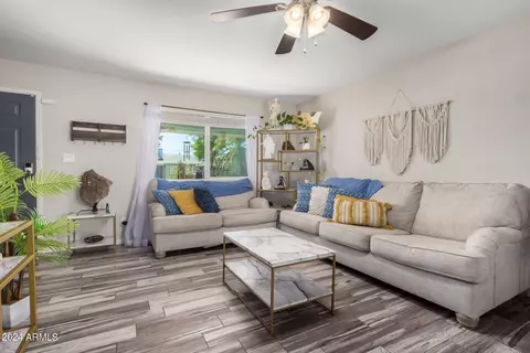 3608 W Glenn Dr, Phoenix, AZ 85051