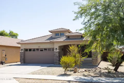 3233 W T Ryan Ln, Phoenix, AZ 85041