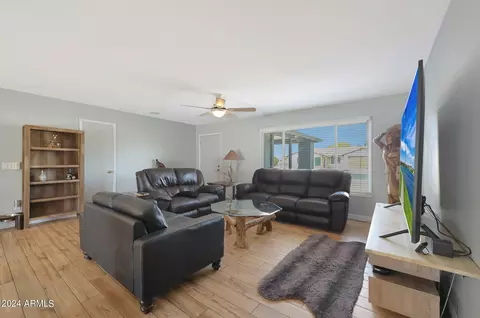 2405 E Alameda Dr, Tempe, AZ 85282 photo 6