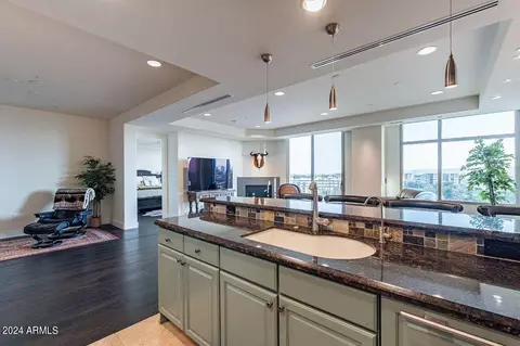 Kitchen - 2211 E Camelback Rd #505, Phoenix, AZ 85016 photo 1 of 2