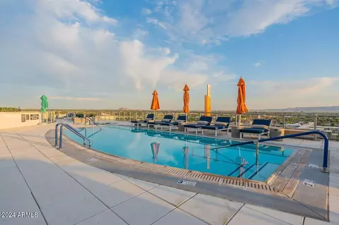Exterior - 2211 E Camelback Rd #505, Phoenix, AZ 85016 photo 3 of 8
