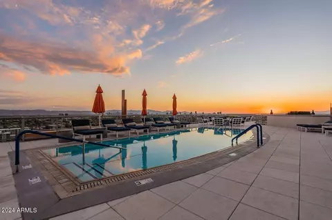 Exterior - 2211 E Camelback Rd #505, Phoenix, AZ 85016 photo 4 of 8