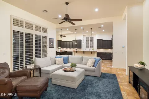 3825 E Tracker Trl, Phoenix, AZ 85050 photo 8